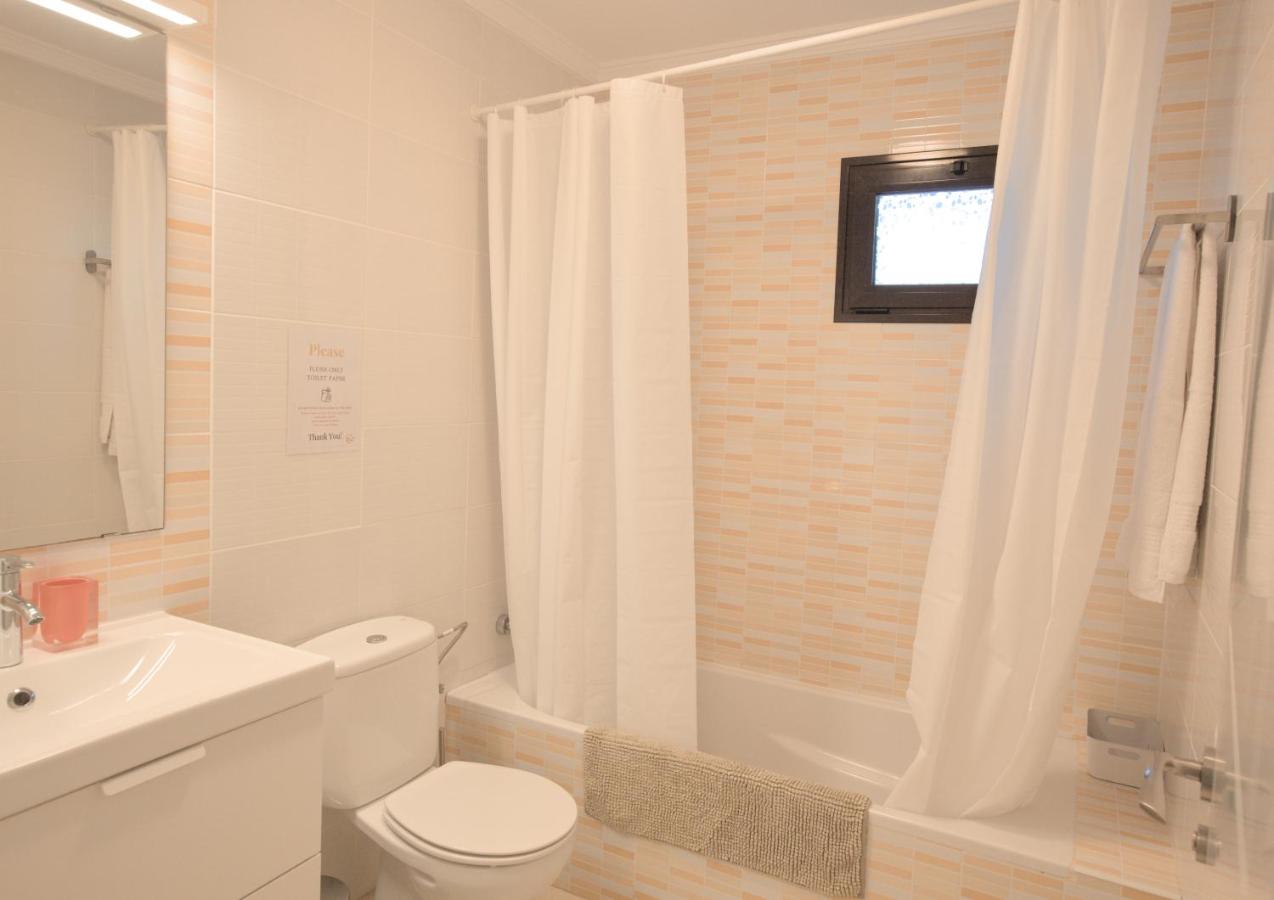 Modern bathroom with bathtub